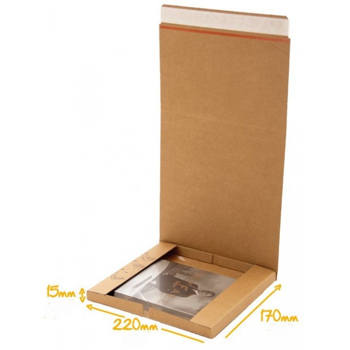étui postal cartonformat livre DVD avec protection plastique
